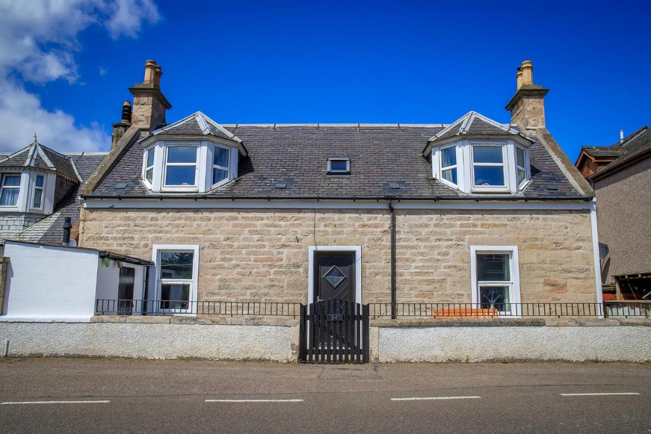 Cosy Cottage In Fishertown, Nairn - Free Parking & Pets Welcome Exterior photo