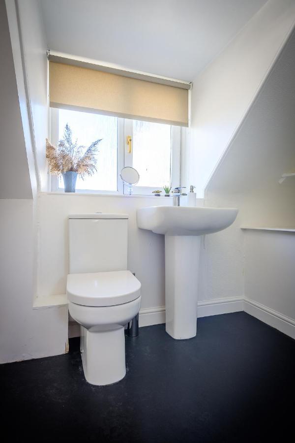 Cosy Cottage In Fishertown, Nairn - Free Parking & Pets Welcome Exterior photo